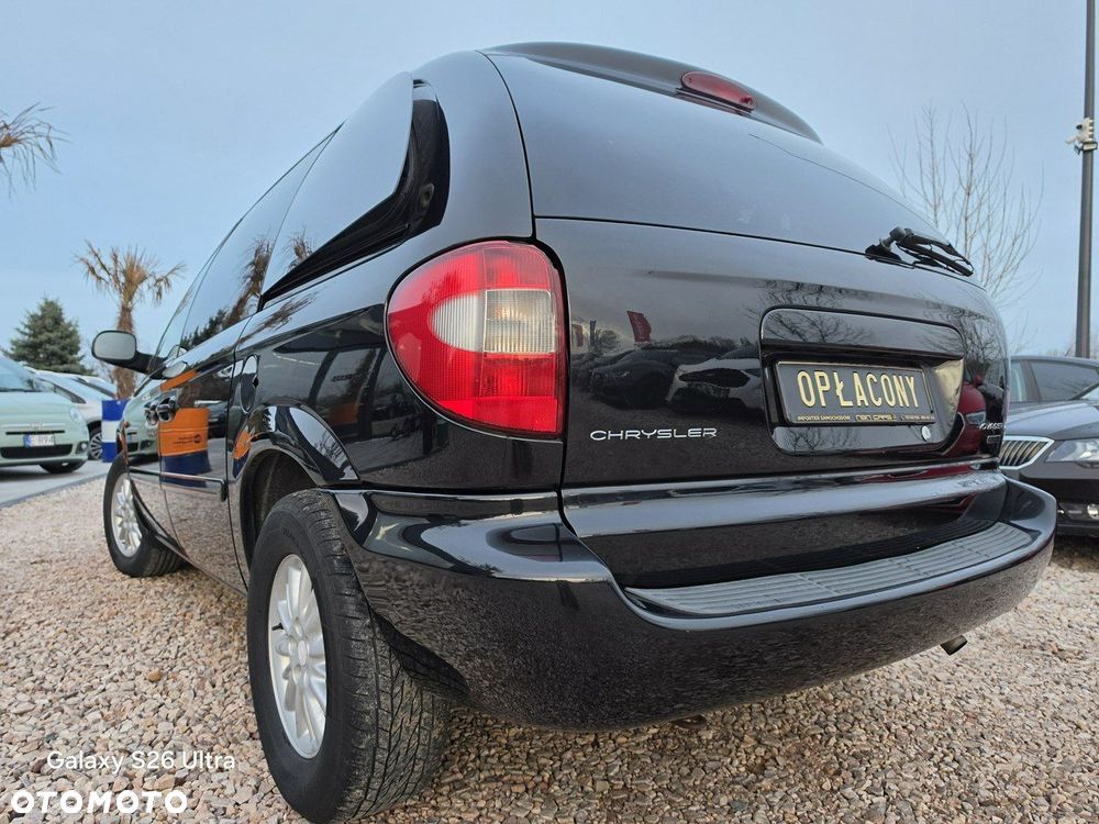 Chrysler Voyager - 15