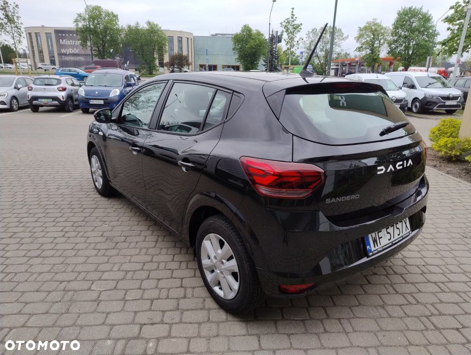 Dacia Sandero - 7