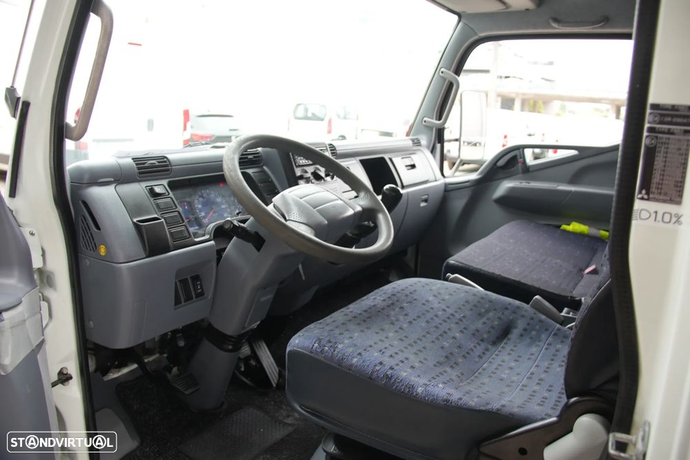 Mitsubishi Canter Plataforma Elevatória 3C13 3.0DID - 10