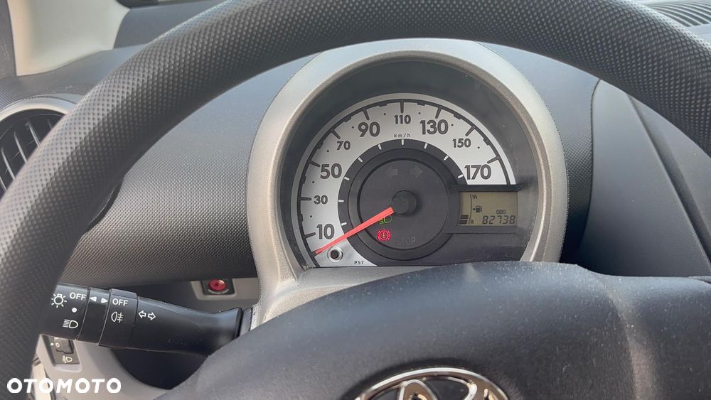 Toyota Aygo 1.0 VVT-i Luna EU5 - 6