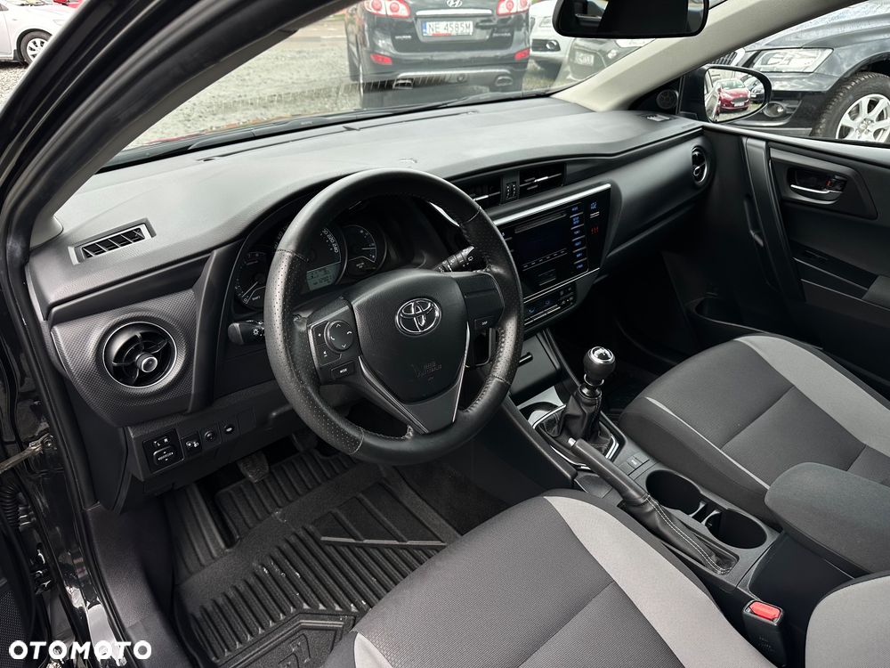 Toyota Auris 1.6 Dynamic - 14
