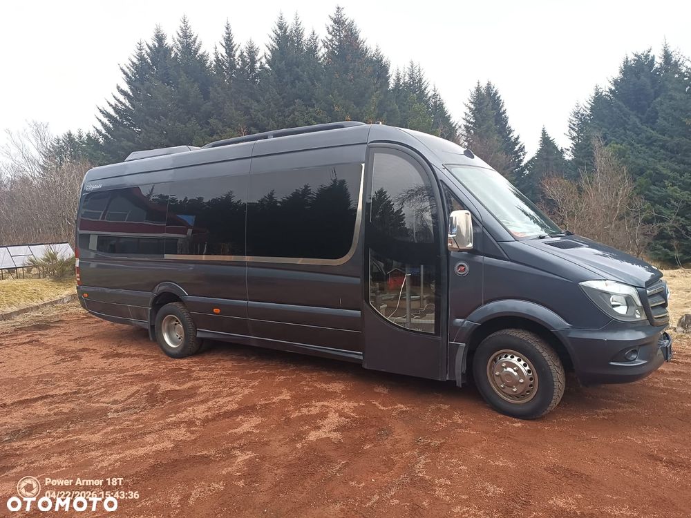 Mercedes-Benz Sprinter - 2