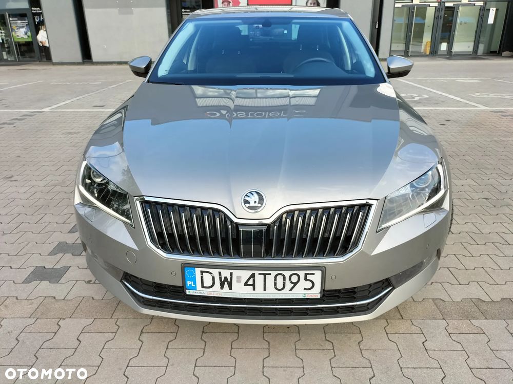 Skoda Superb 2.0 TDI Ambition DSG7 - 7