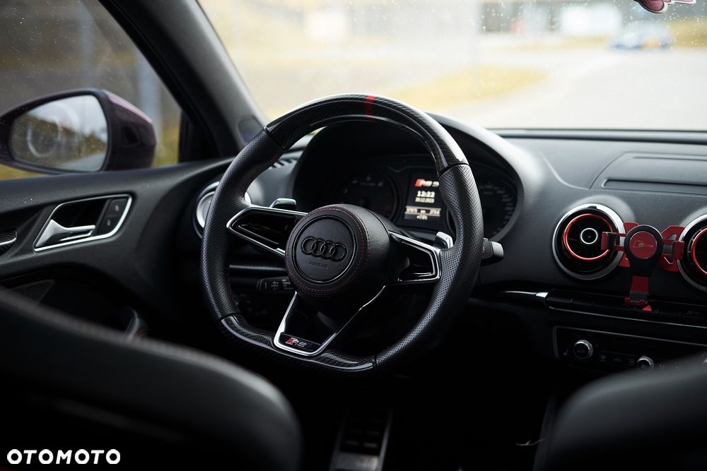 Audi S3 S tronic - 12