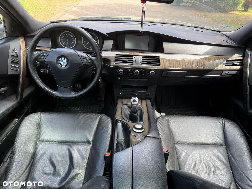 BMW Seria 5 - 11
