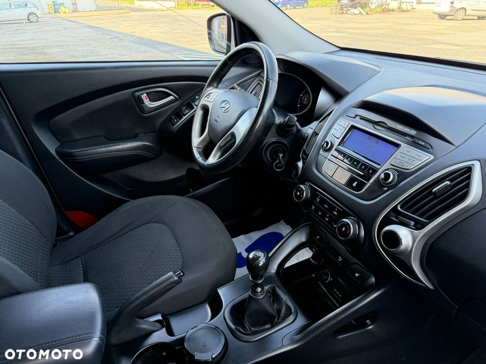 Hyundai ix35 1.7 CRDi 2WD blue Trend - 32