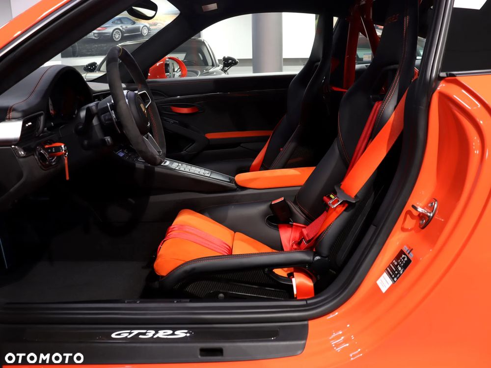 Porsche 911 GT3 RS - 17