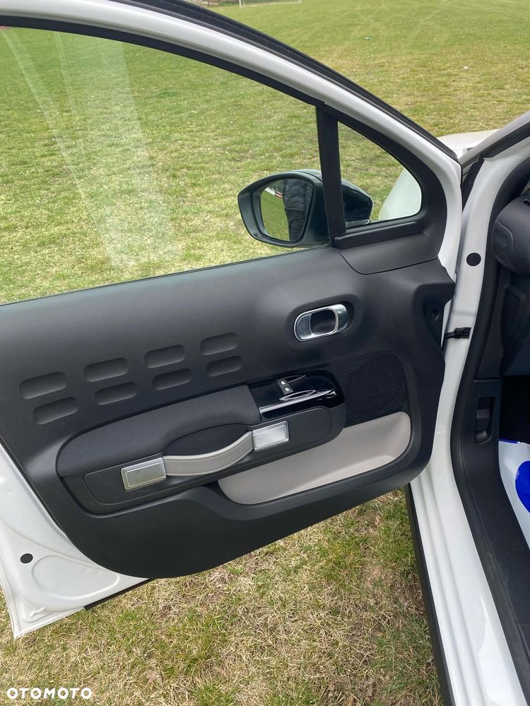 Citroën C3 Pure Tech 110 S&S EAT6 ELLE - 14