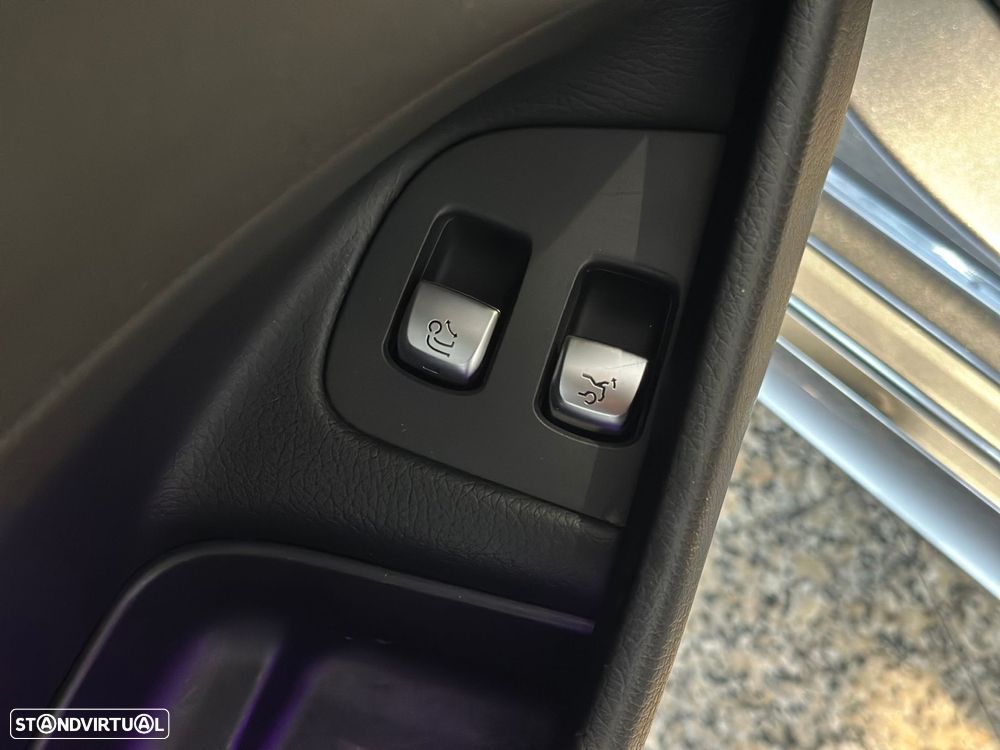 Mercedes-Benz E 220 d 9G-TRONIC AMG Line - 15