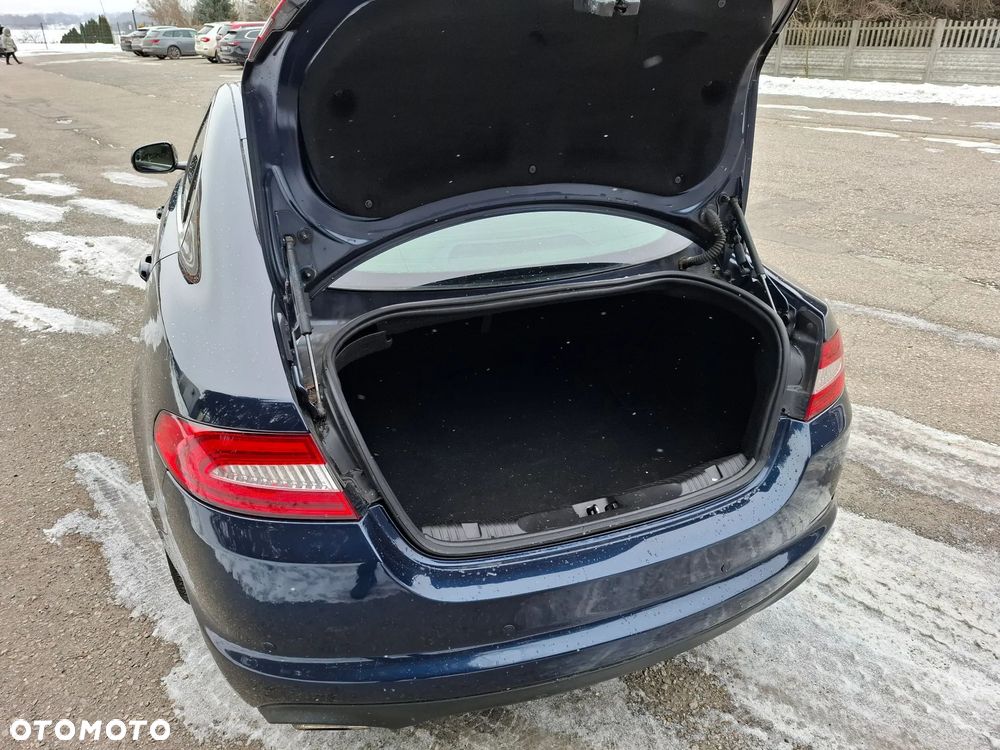 Jaguar XF 3.0 V6 D Luxury - 19