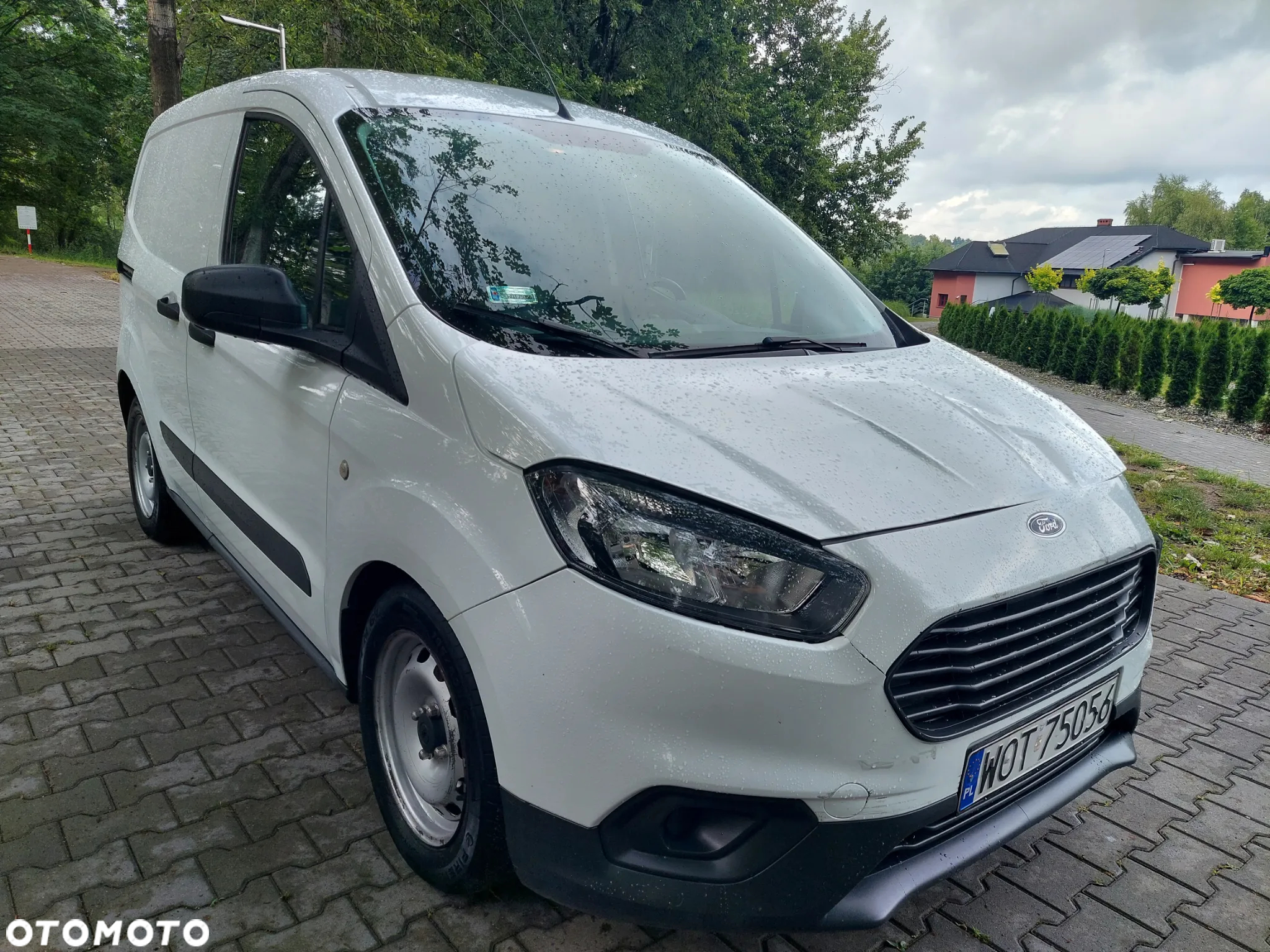 Ford Transit Courier 1.0 EcoBoost Trend - 10