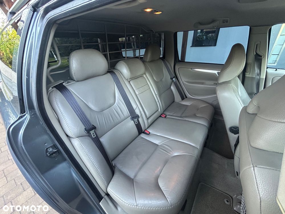 Volvo XC 70 D5 AWD Summum - 9