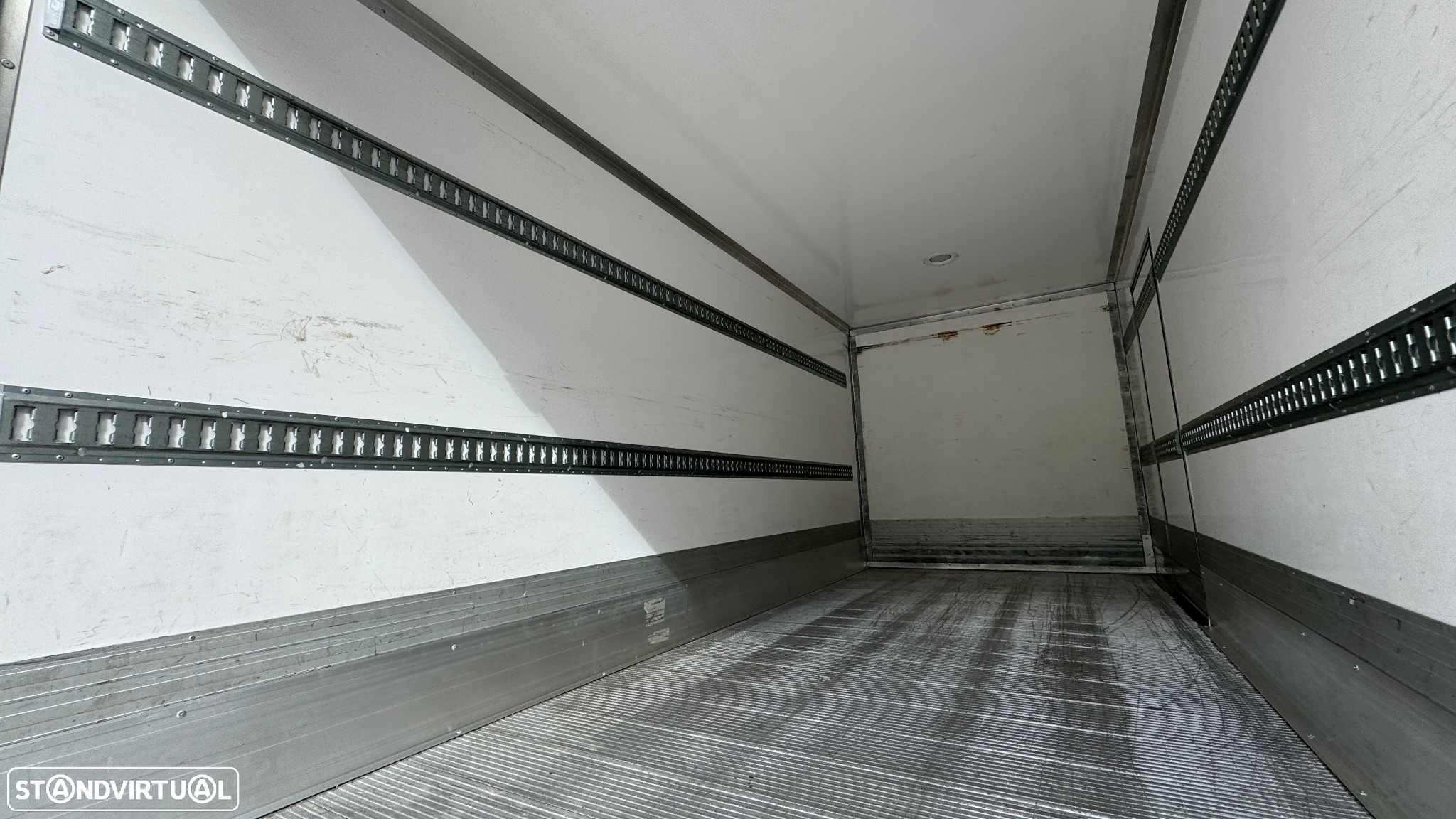 Renault Master 2.3 dCi 3.5T L4 Rodado Duplo - 22