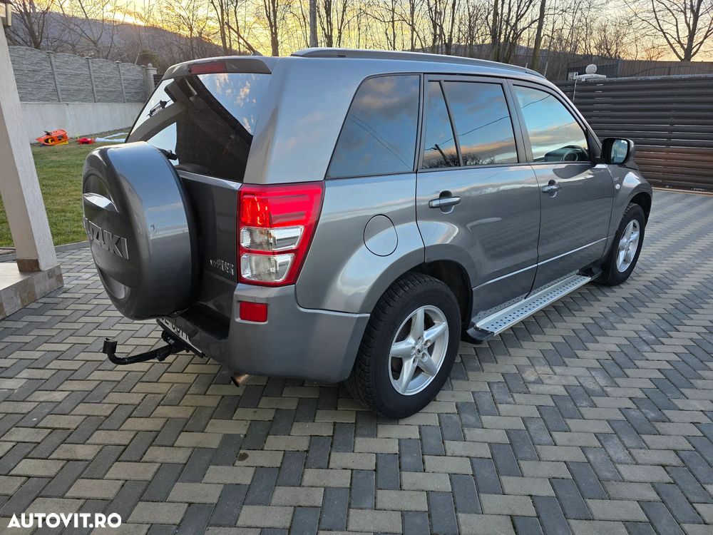 Suzuki Grand Vitara 1.9 DDiS Club - 4