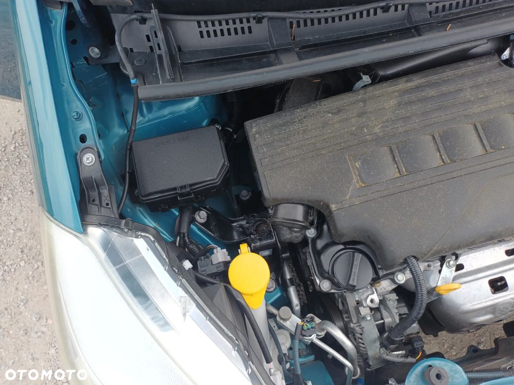 Toyota Yaris 1.33 VVT-i Executive - 40
