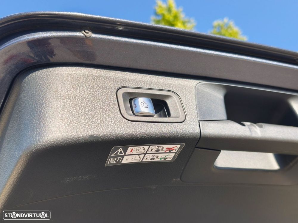 Mercedes-Benz C 220 d AMG Line - 38