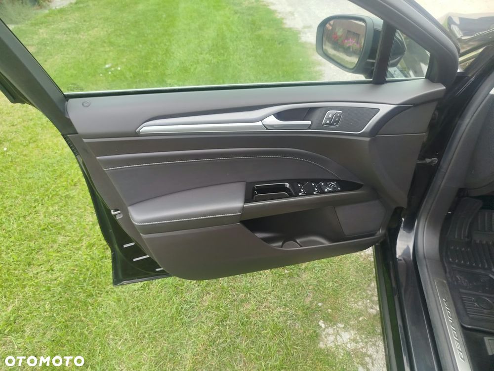 Ford Mondeo 2.0 TDCi Titanium PowerShift - 15