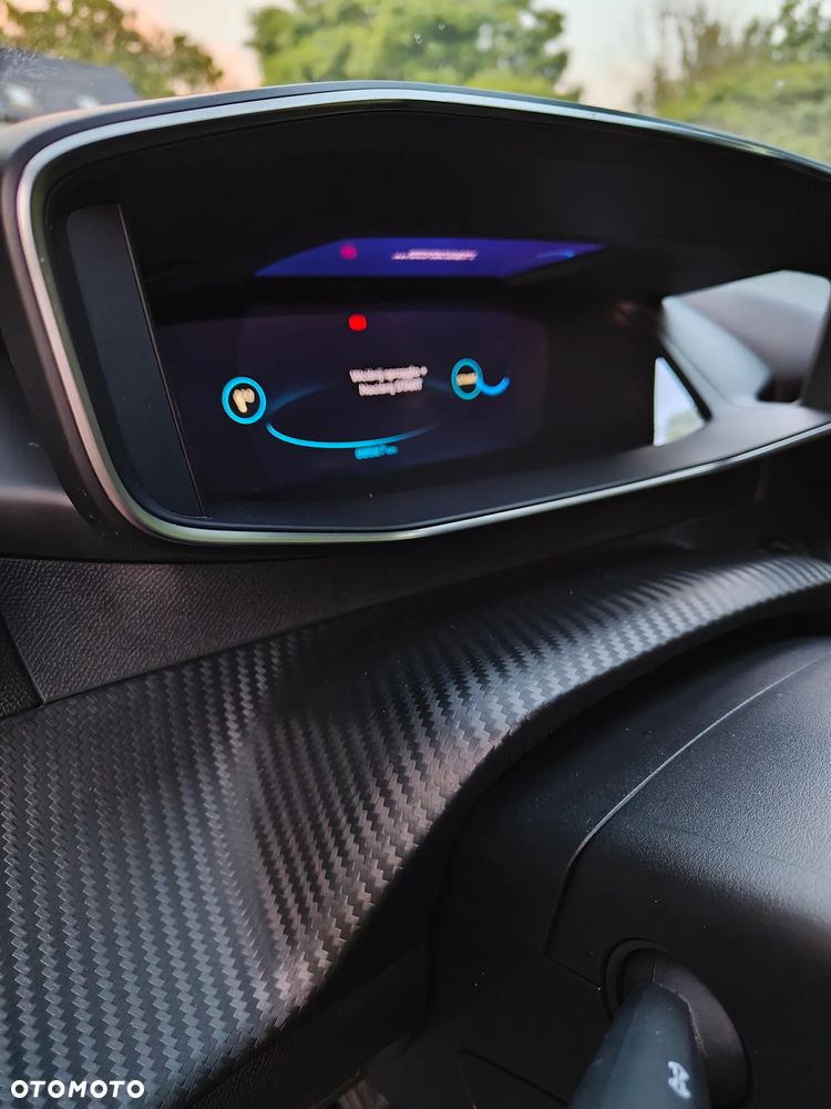 Peugeot 2008 PureTech 130 Allure Pack - 25