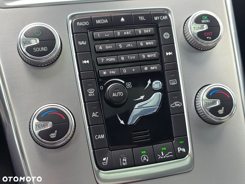 Volvo XC 60 - 23