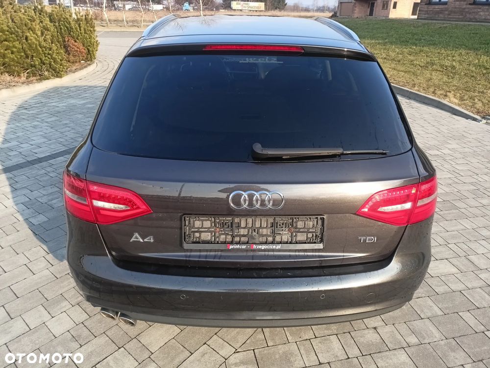 Audi A4 Avant 2.0 TDI - 4
