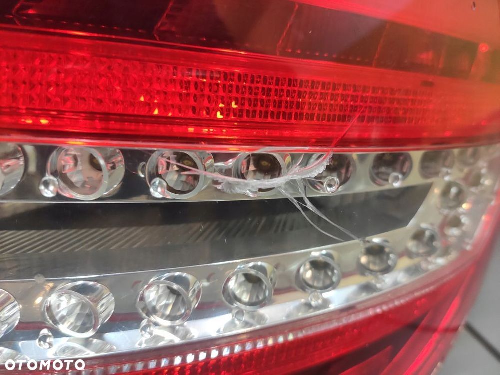 MERCEDES C-KLASA W204 LIFT LAMPA LED PRAWA TYŁ TYLNA EUROPA ORYGINALNA - 2