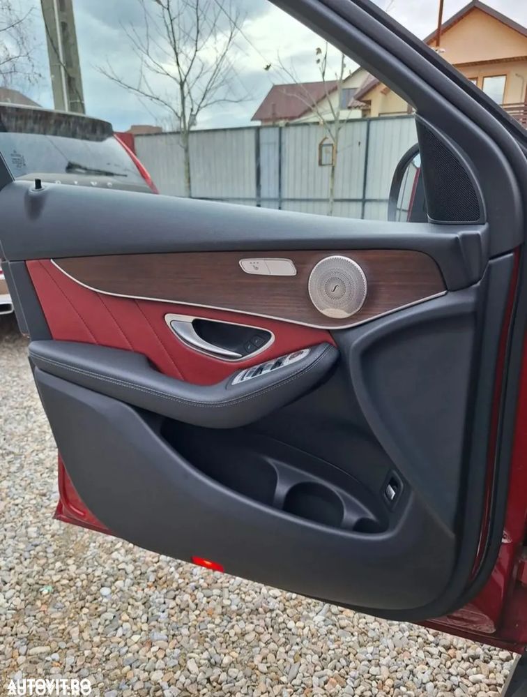 Mercedes-Benz GLC - 24