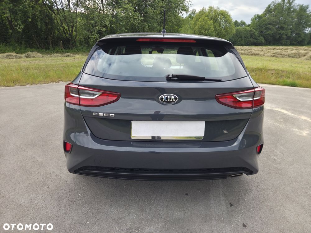 Kia Ceed 1.4 Attract - 6