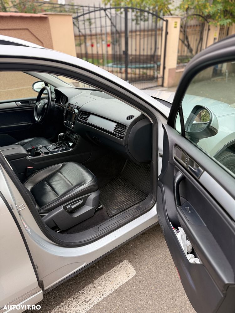VOLKSWAGEN Touareg 2011 — imagine 7