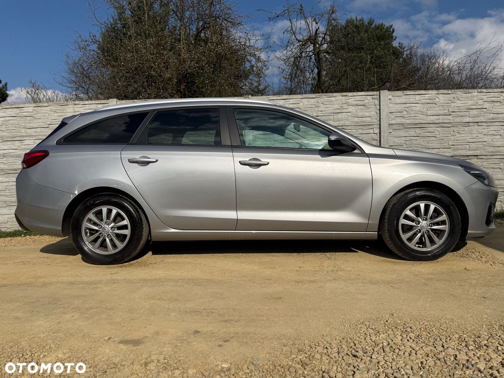 Hyundai i30 1.0 T-GDI Modern - 9