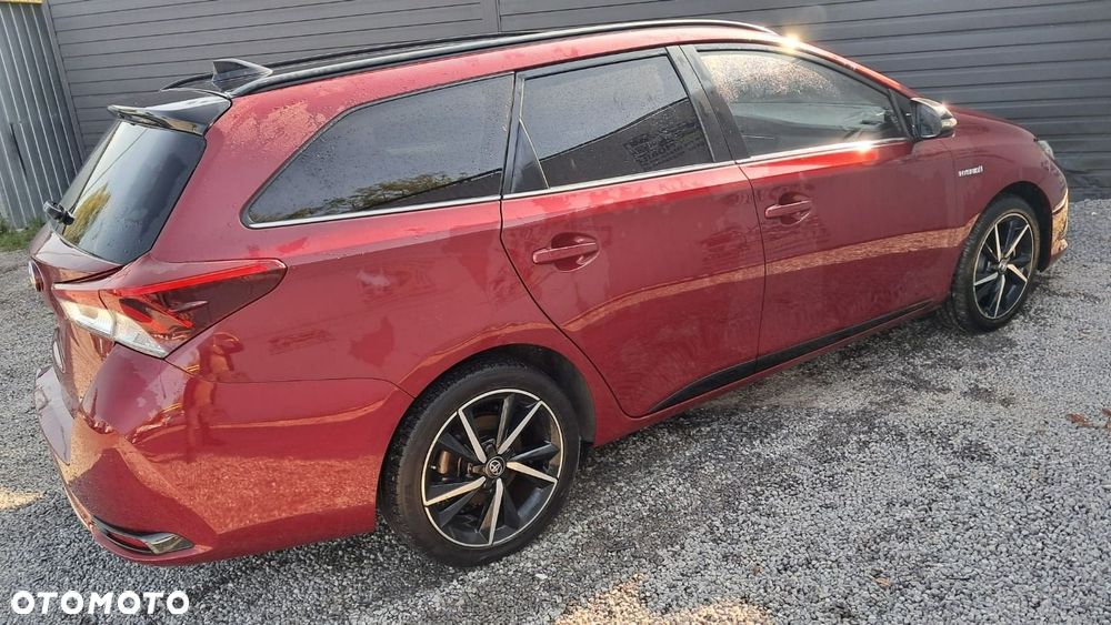 Toyota Auris 2018 photo 3
