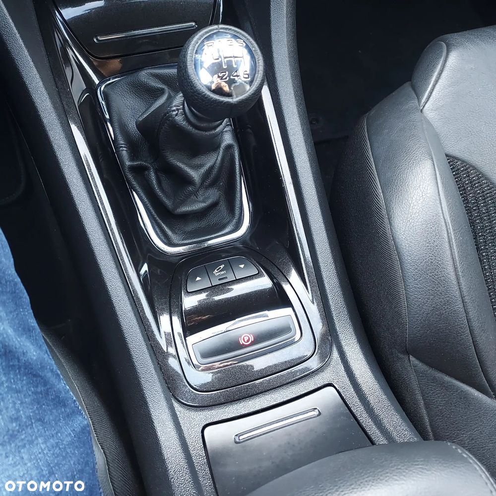 Citroën C5 HDi 135 FAP Exclusive - 18