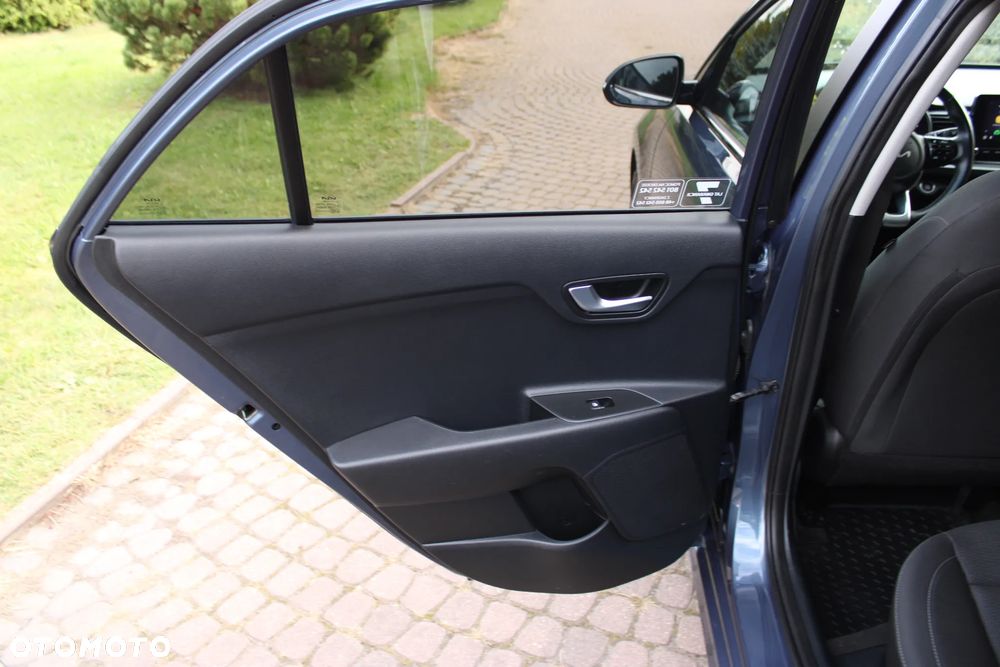 Kia Rio 1.2 L Business Line - 17