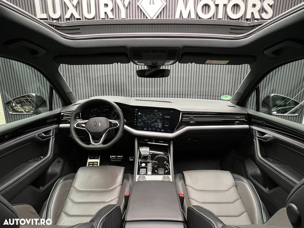 Volkswagen Touareg 2022 photo 2