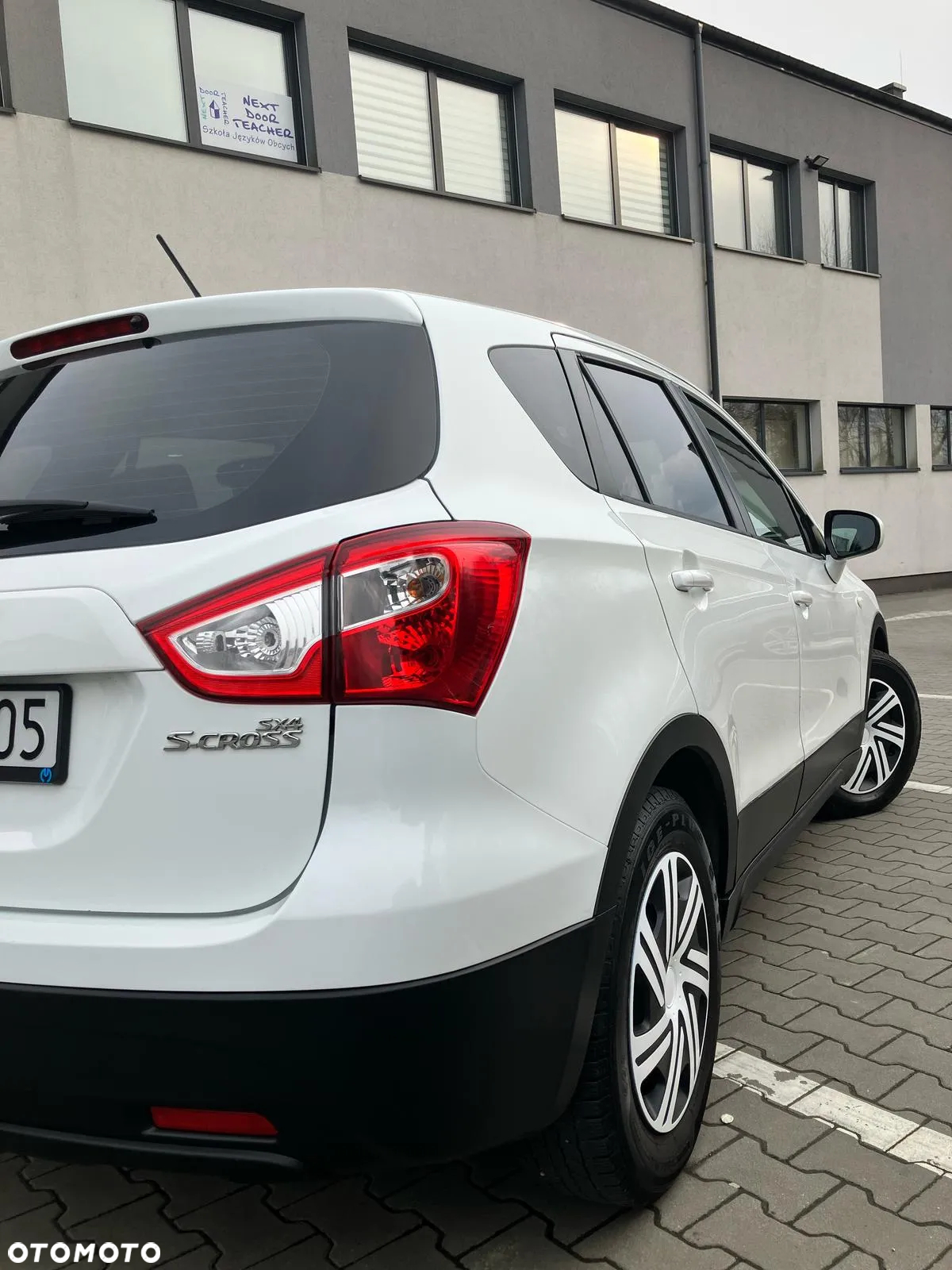 Suzuki SX4 S-Cross 1.6 Comfort - 37
