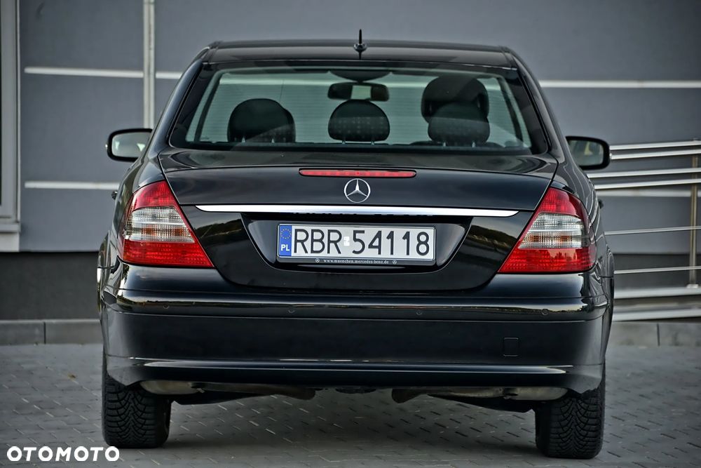 Mercedes-Benz Klasa E - 16