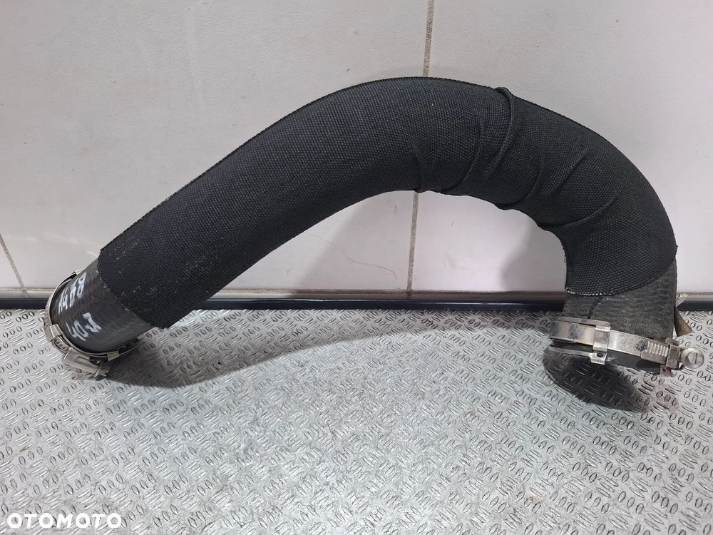 Rura intercoolera Audi A4 B8 A5 2,0 TDI 2013 rok nr 8K0145738AJ - 1