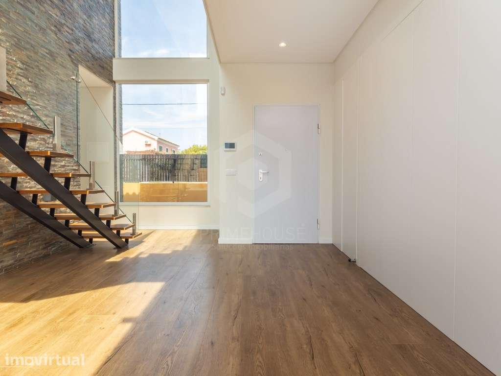 Moradia T4 com Piscina, Galeotas - Grande imagem: 4/51