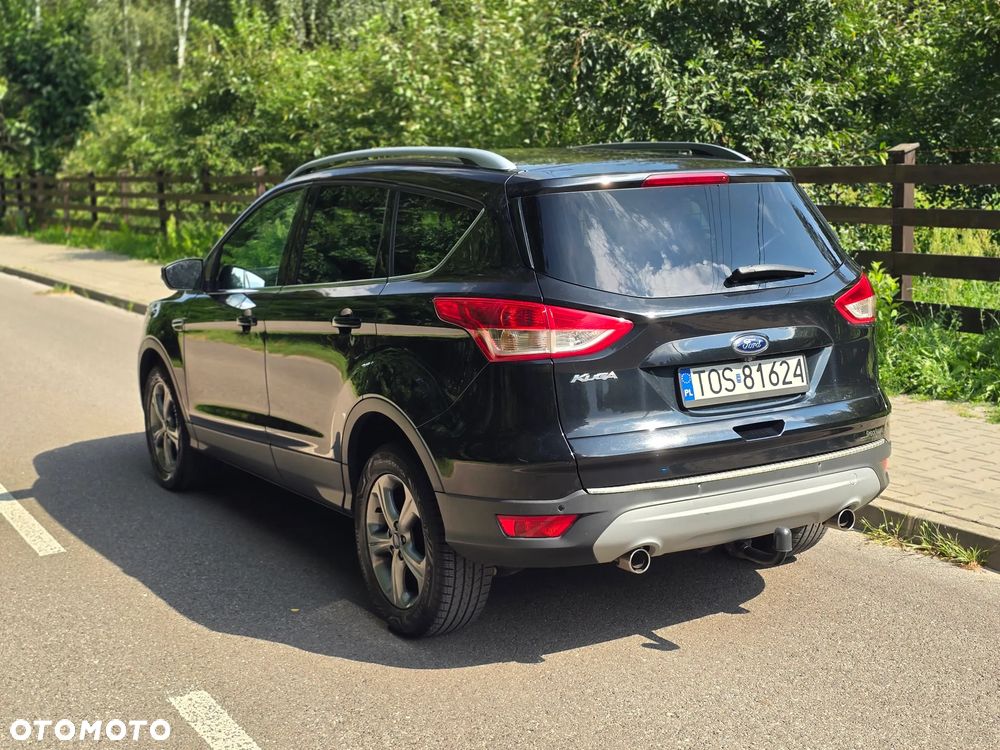 Ford Kuga 2.0 TDCi 2x4 Titanium - 17