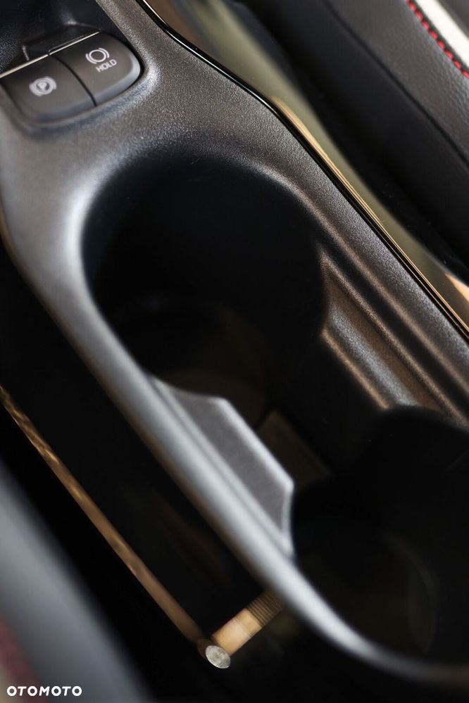 Toyota Corolla 2.0 Hybrid GR Sport Dynamic - 31