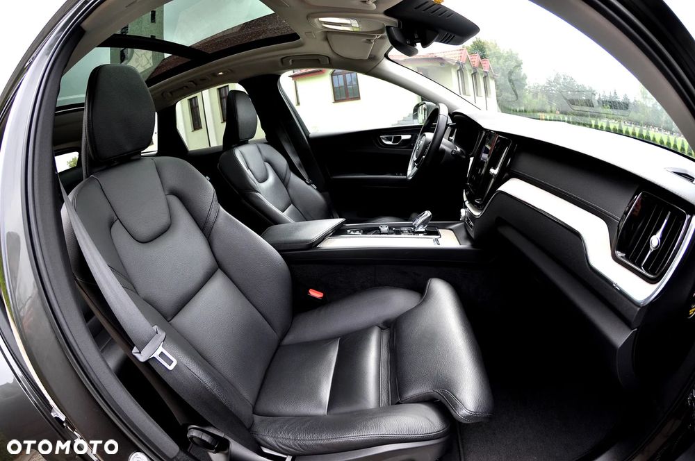 Volvo XC 60 B4 D AWD Geartronic Inscription - 24