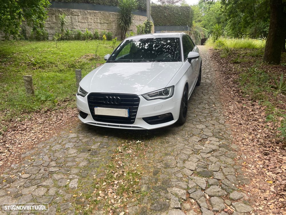 Audi A3 2.0 TDI S line Sport Pack - 9