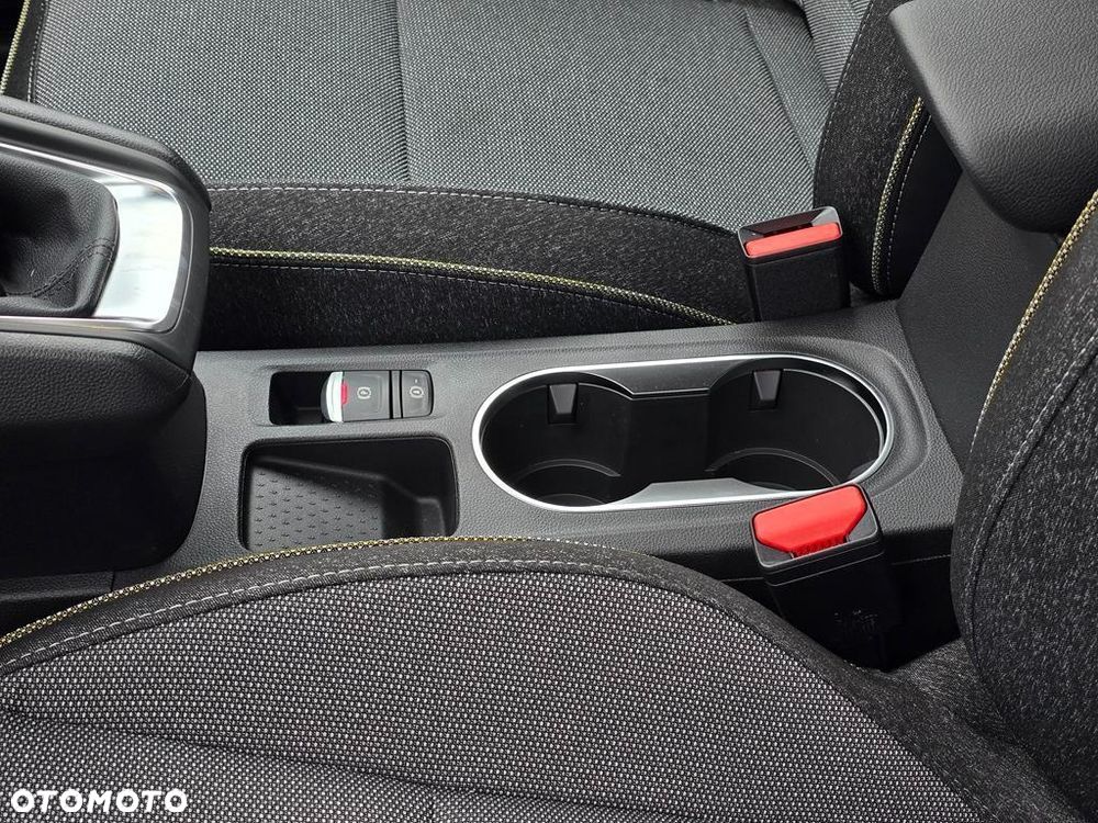 Renault Captur - 22