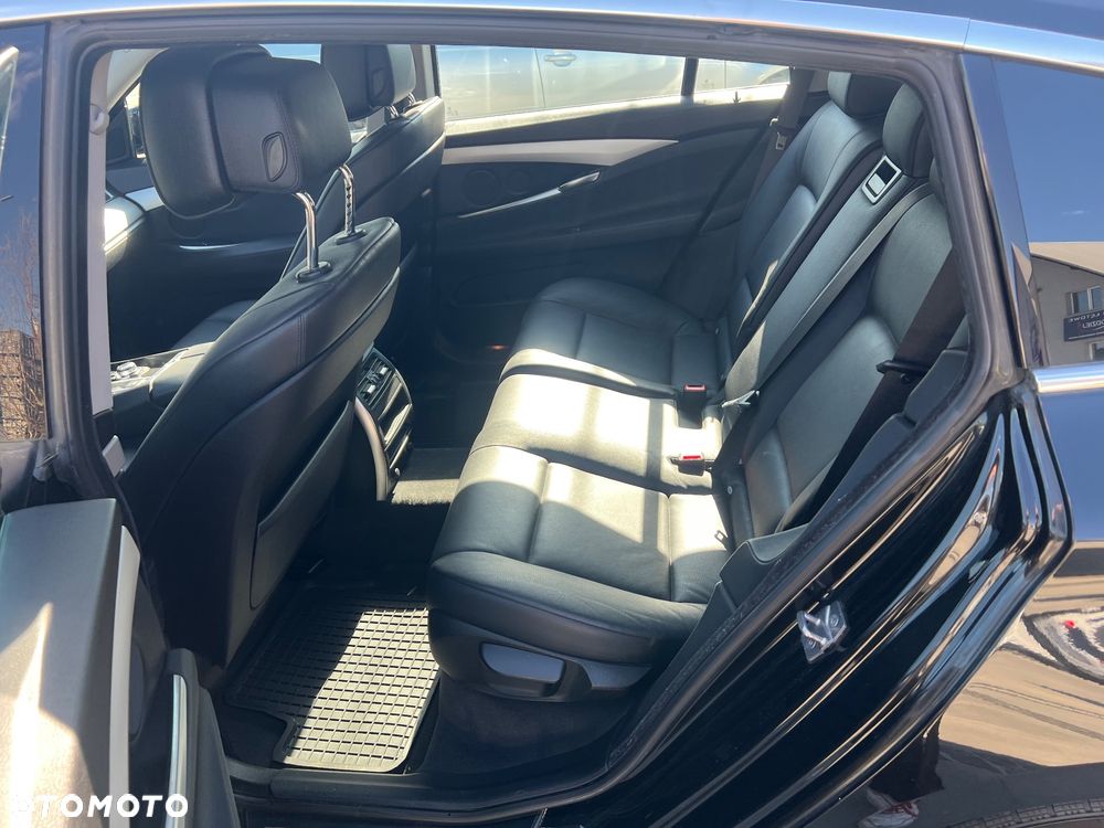 BMW 5GT 530d - 24