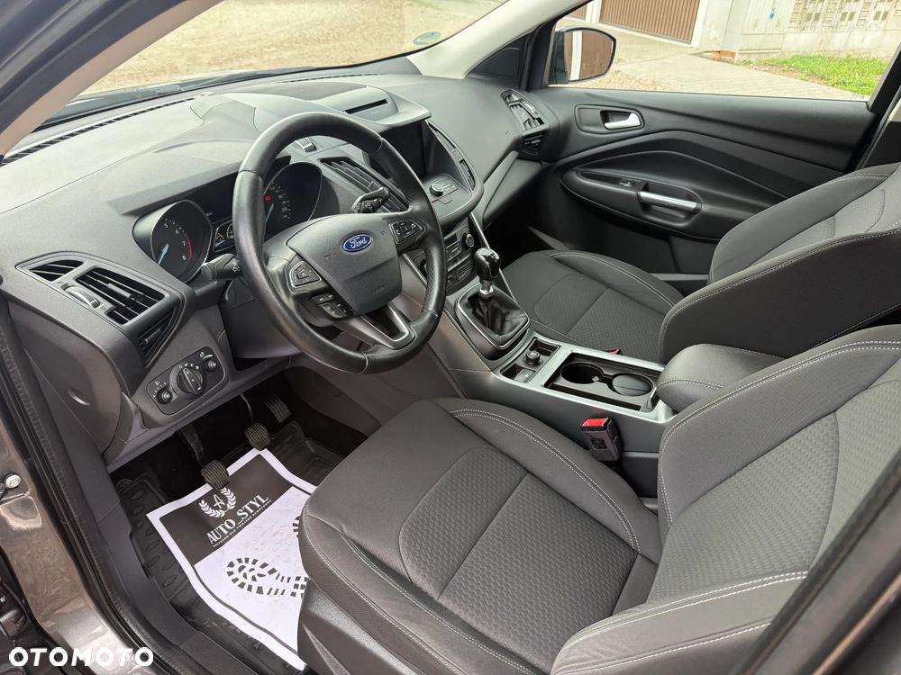 Ford Kuga 1.5 EcoBoost 2x4 Titanium - 21