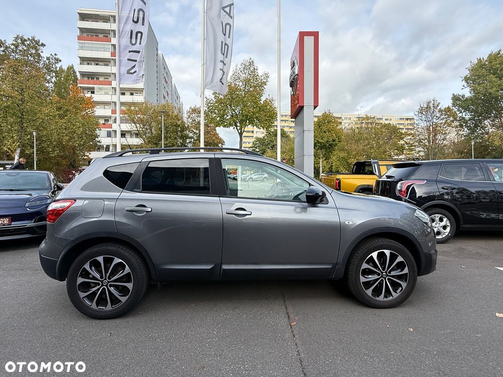 Nissan Qashqai 1.6 360 - 17