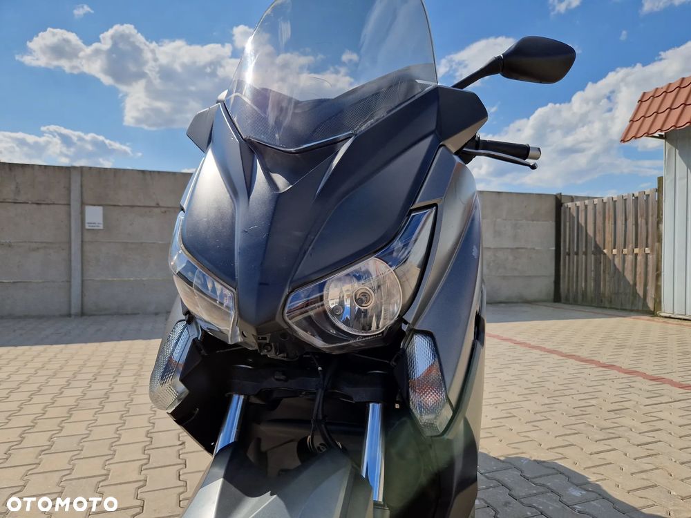 Yamaha X-max - 15