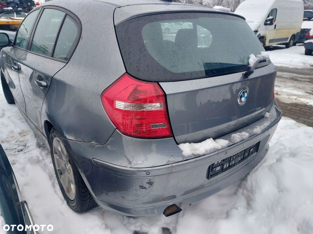 BMW E87 E90 116i błotnik tylny lewy A52/7