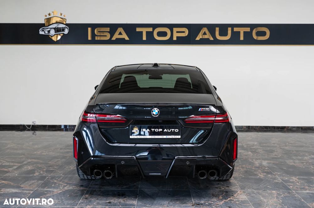 BMW M5 xDrive - 38