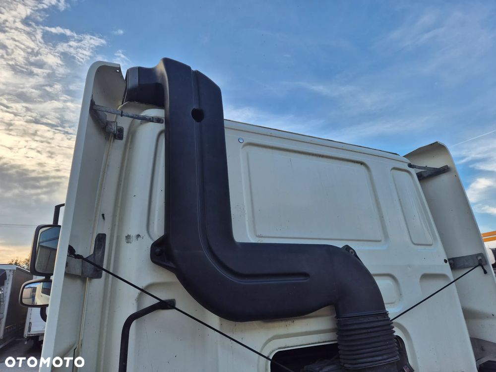 KOMIN WLOT FILTRA POWIETRZA DAF CF EURO 6 NISKA KABINA - 1