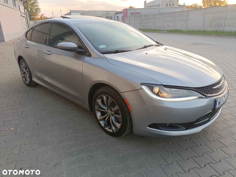 Chrysler 200 - 38